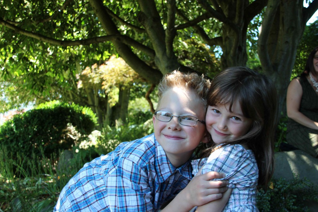 kidshug Hamori kids love