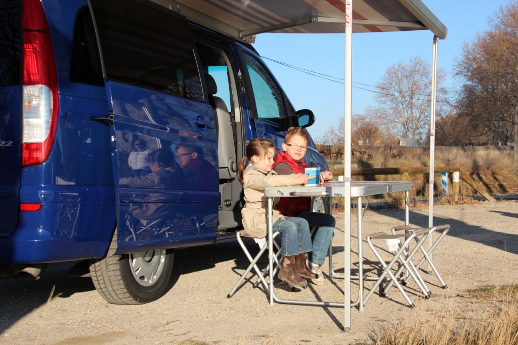 kidsincamper