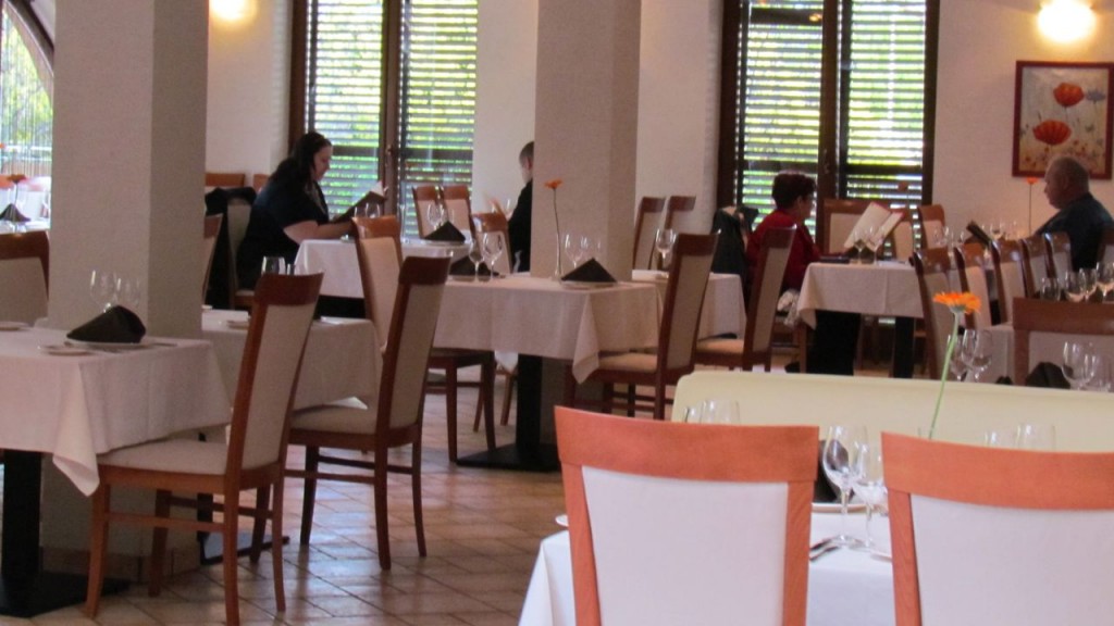 restaurant1