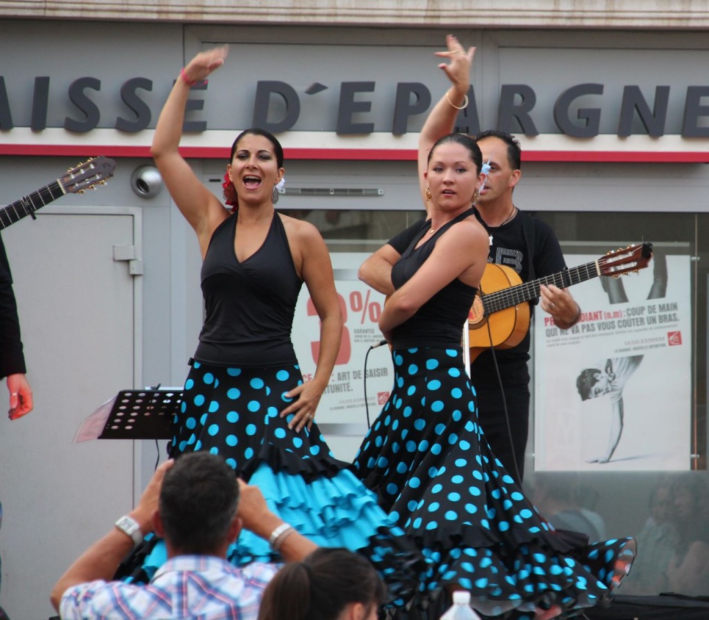 flamenco dancers