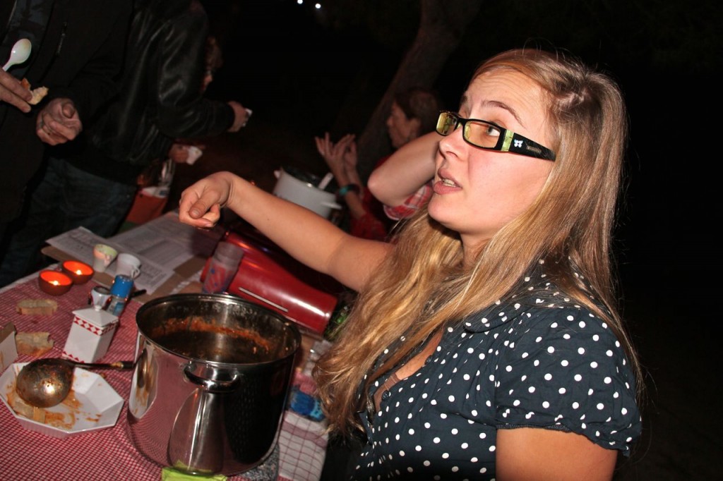 Marianna explains goulash to the judges
