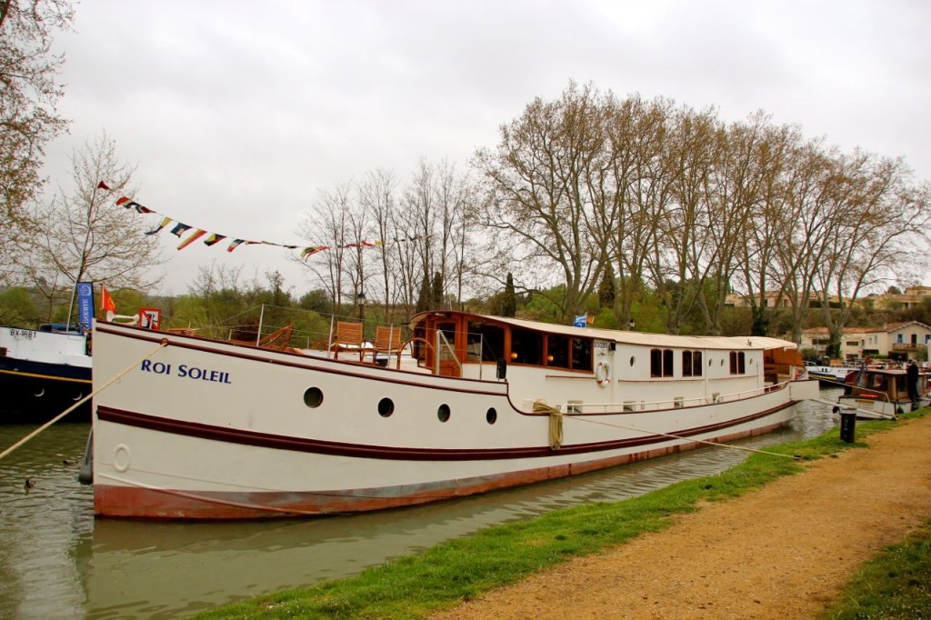 Pilot driven fully catered holidays Canal du Midi