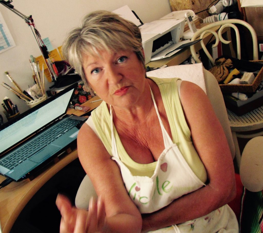 Nicola Blakemore - giving art lessons in watercolour painting