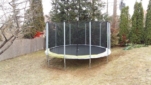LivEnglish trampoline