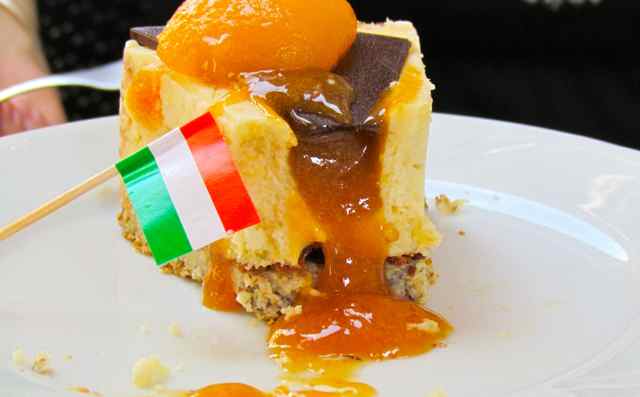 Hungarian Sweet Tooth Hungarian cake contest mullet cake wins